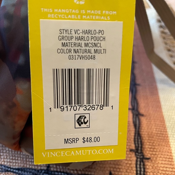 Vince Camuto Clutch NWT 10 X 6 - Picture 6 of 15